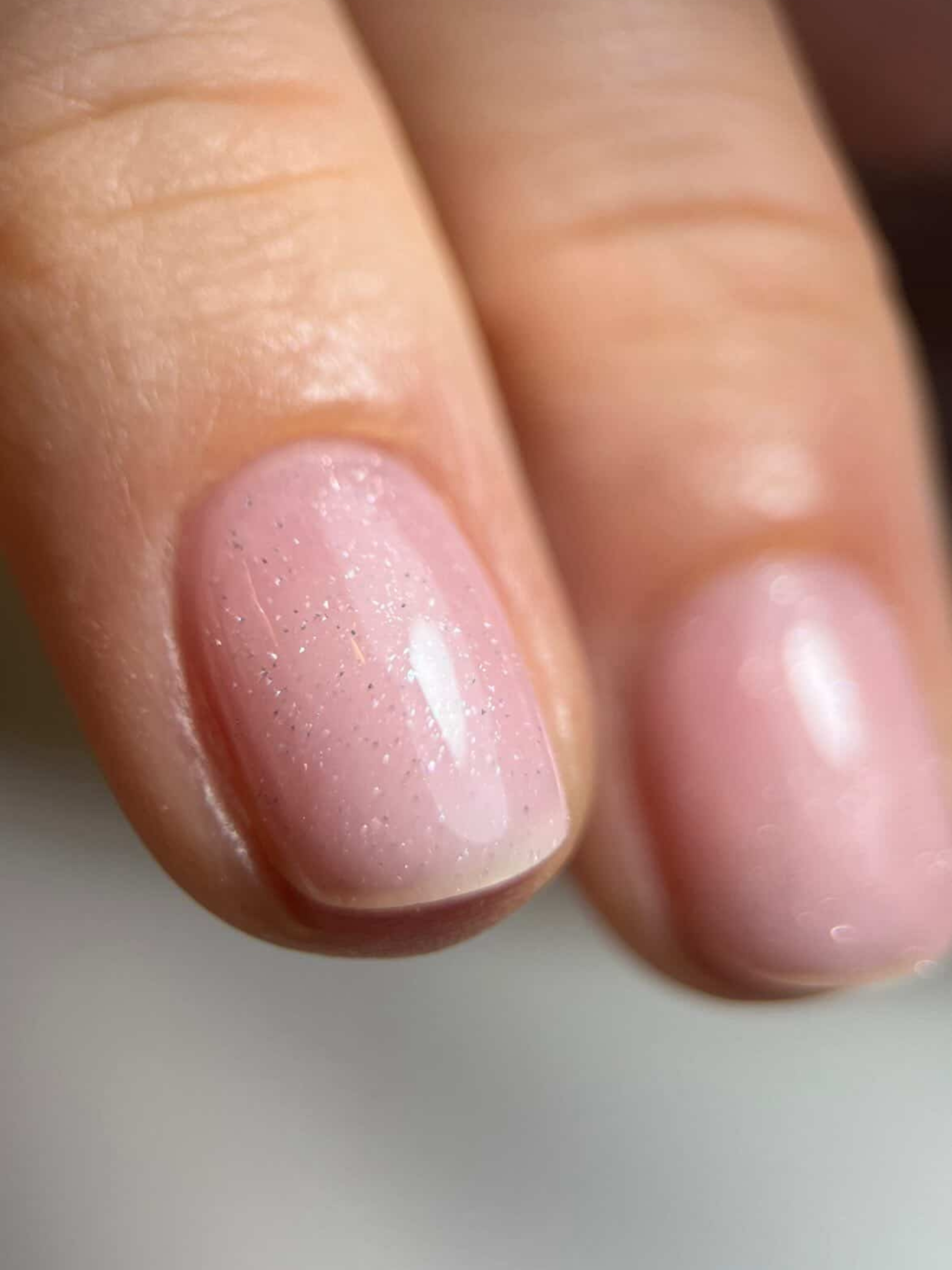 pose-vernis-gel-prothesiste-ongulaire-nay-hemera-studio (6)